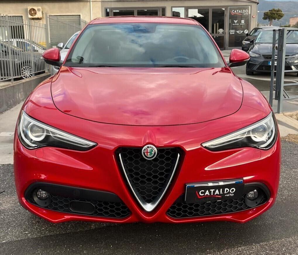 Alfa Romeo Stelvio 2.2 Turbodiesel 150 CV AT8 RWD Business