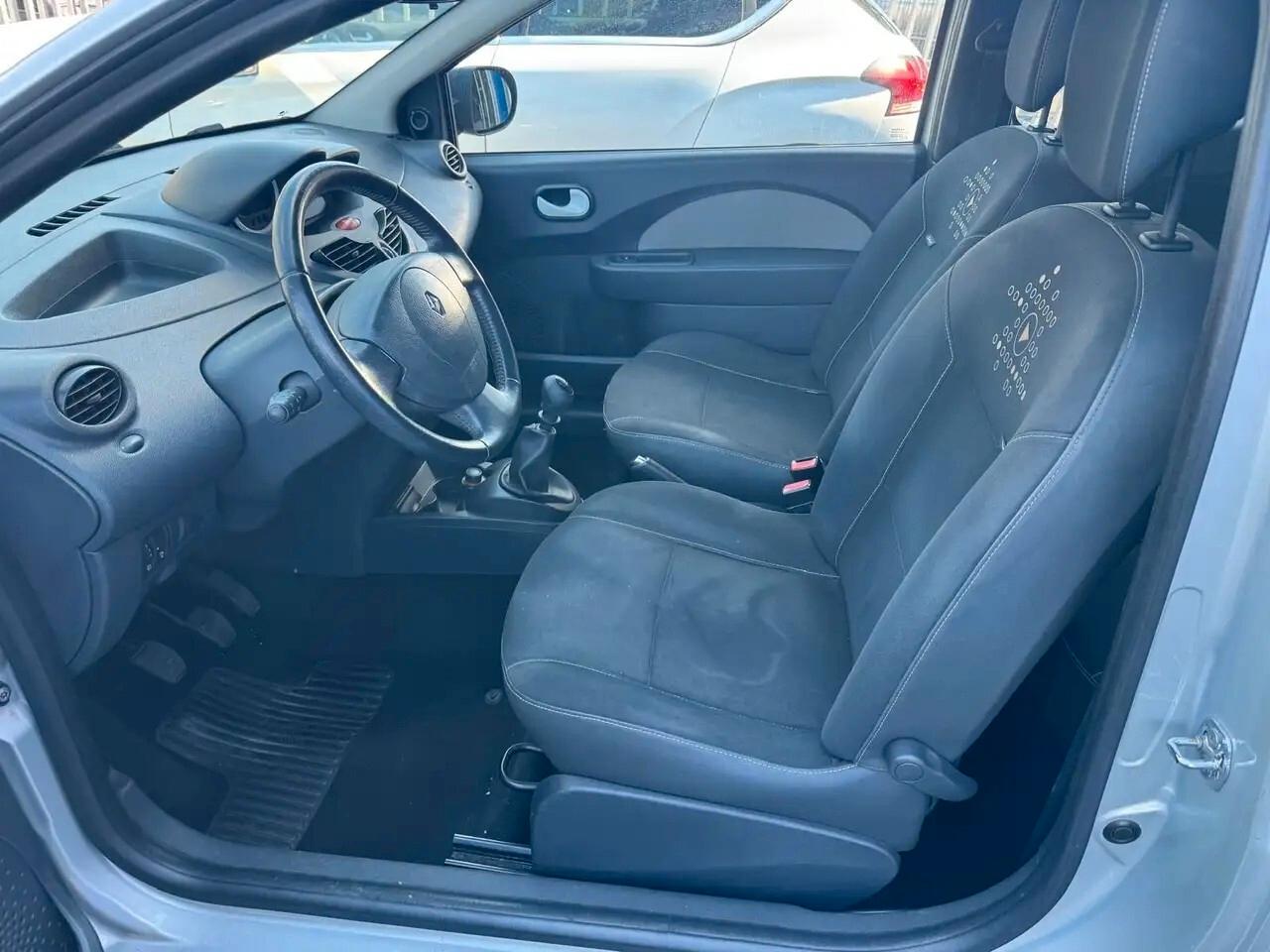 Renault Twingo 1.6 16V RS Light