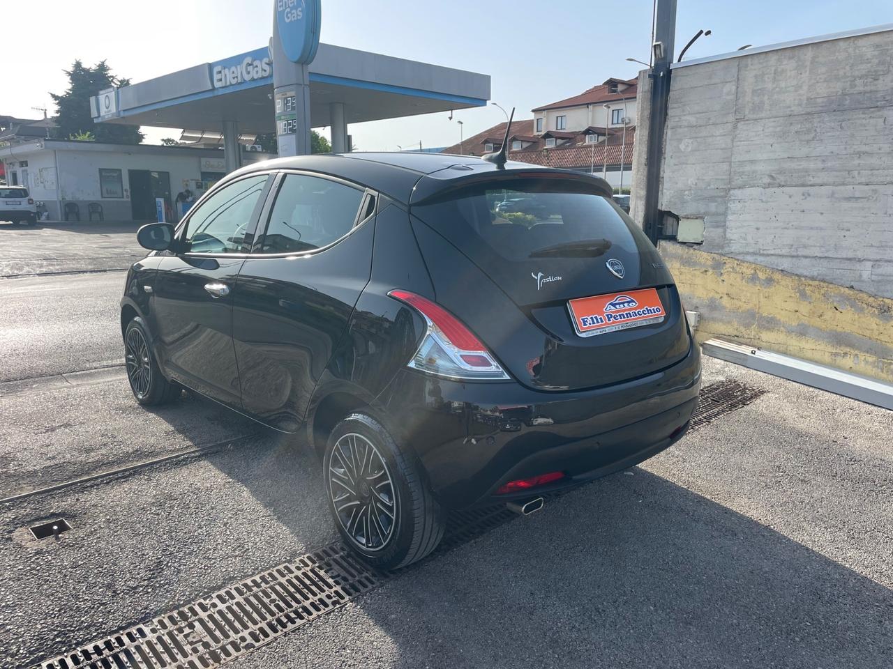 LANCIA YPSILON 1.0 HYBRID 70 (CV) 2022