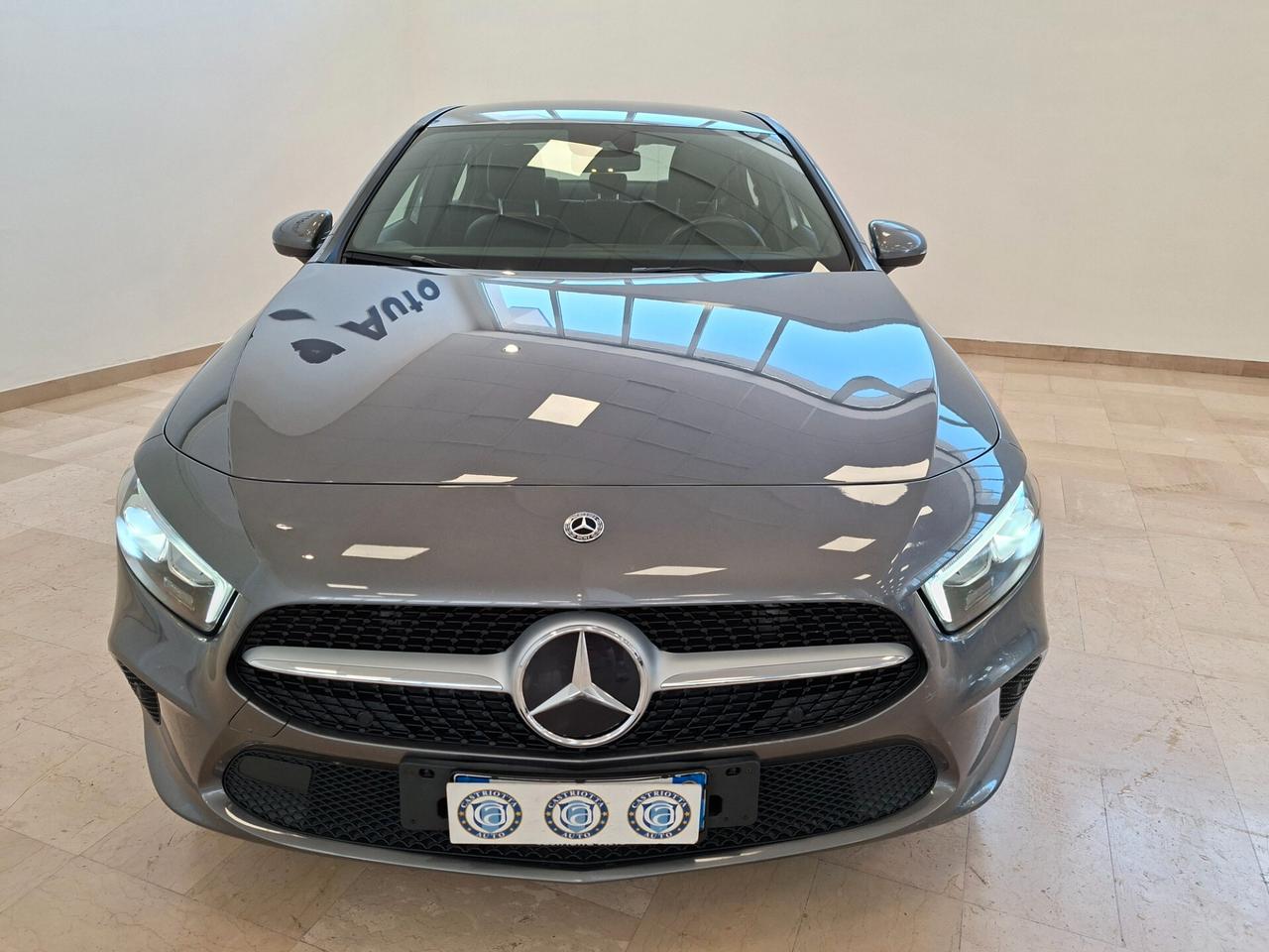 Mercedes-benz A 180 d Automatic Business SEDAN