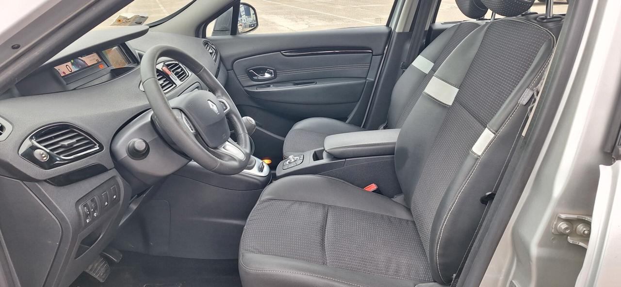 Renault Scenic Scénic X-Mod 1.5 dCi 110CV Luxe