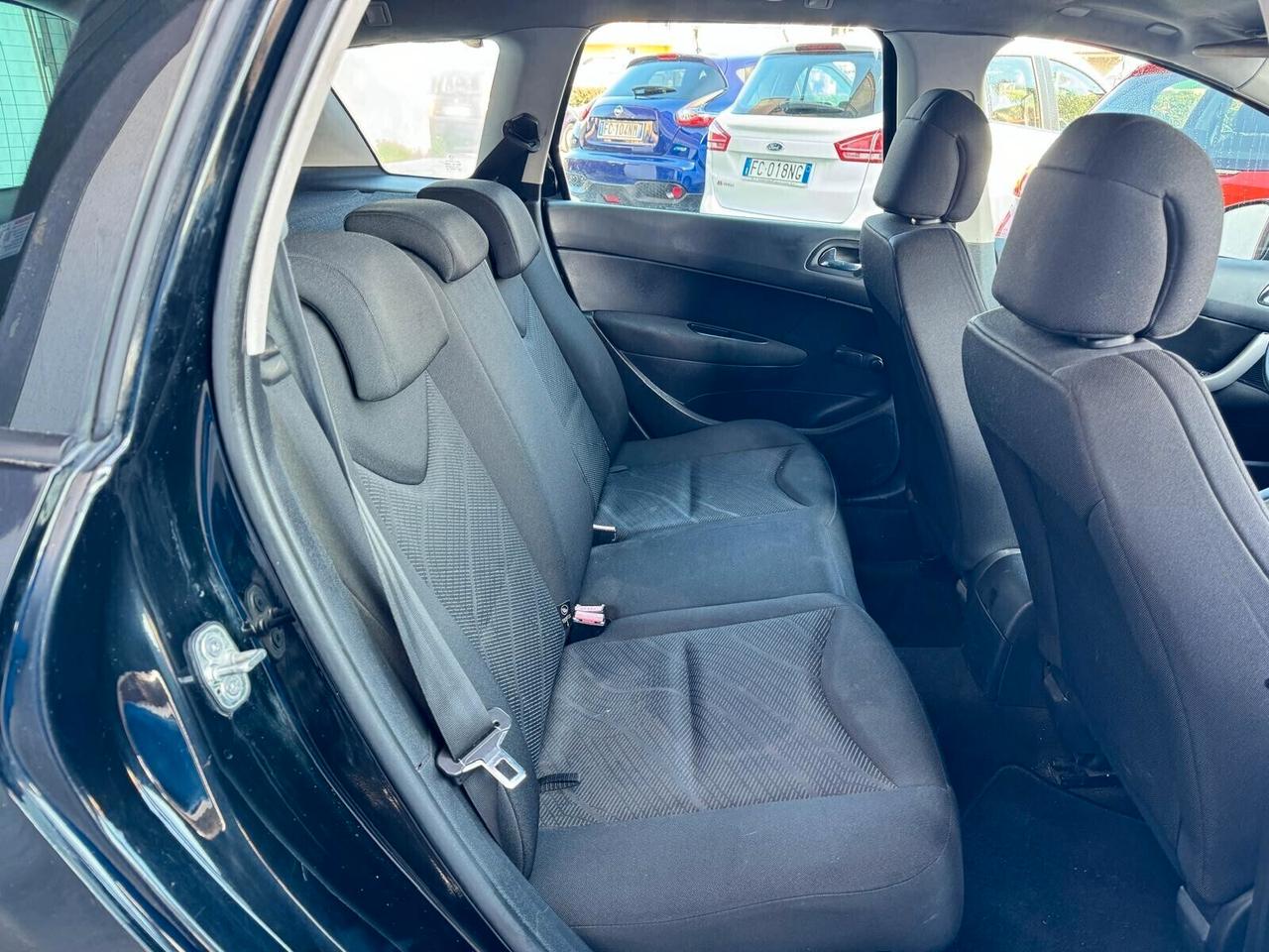 Peugeot 308 1.6 HDi 110CV S.W.