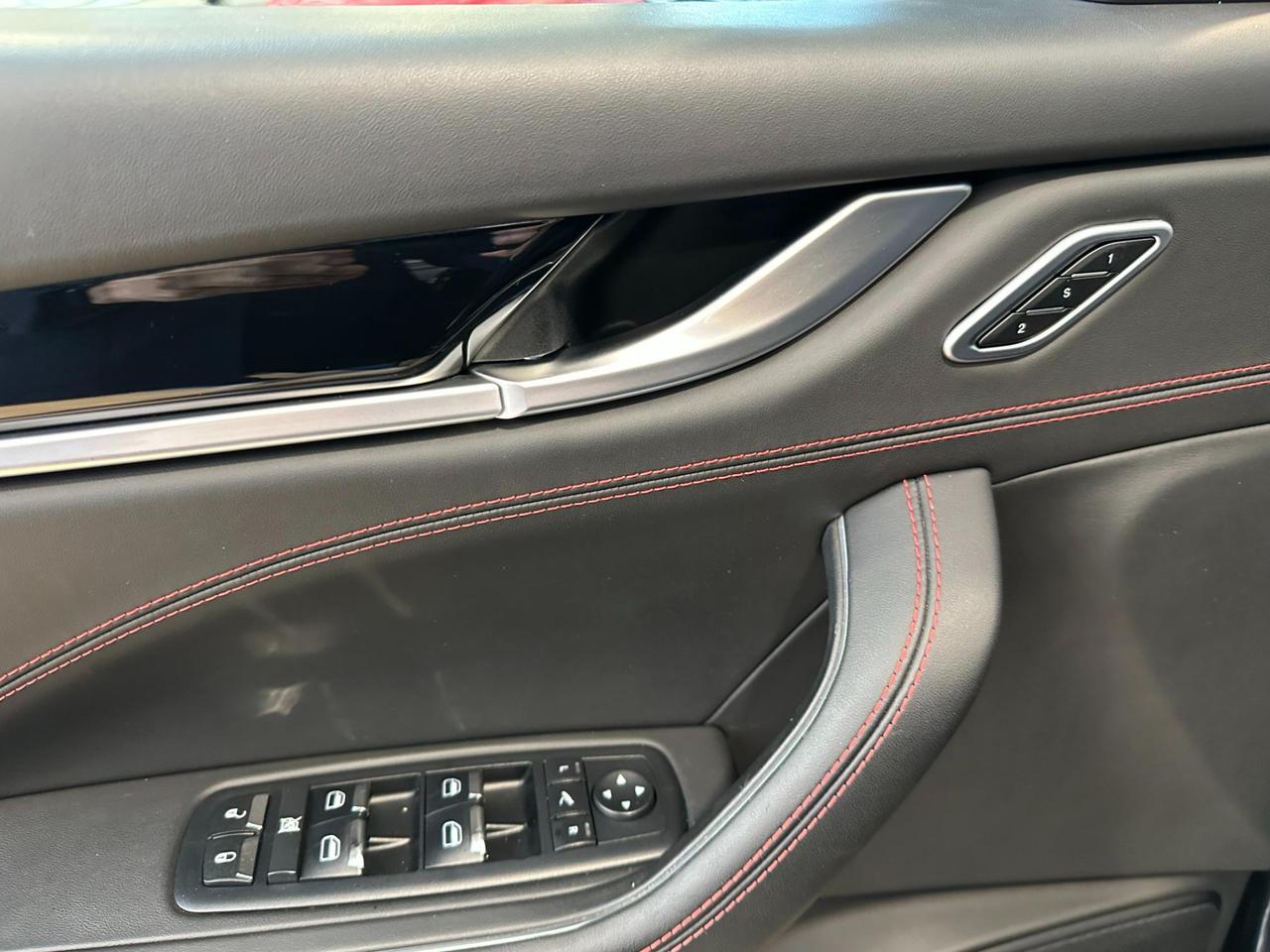 Maserati Levante 3.0 V6 Gransport 250cv - Tetto - Carplay - IVA