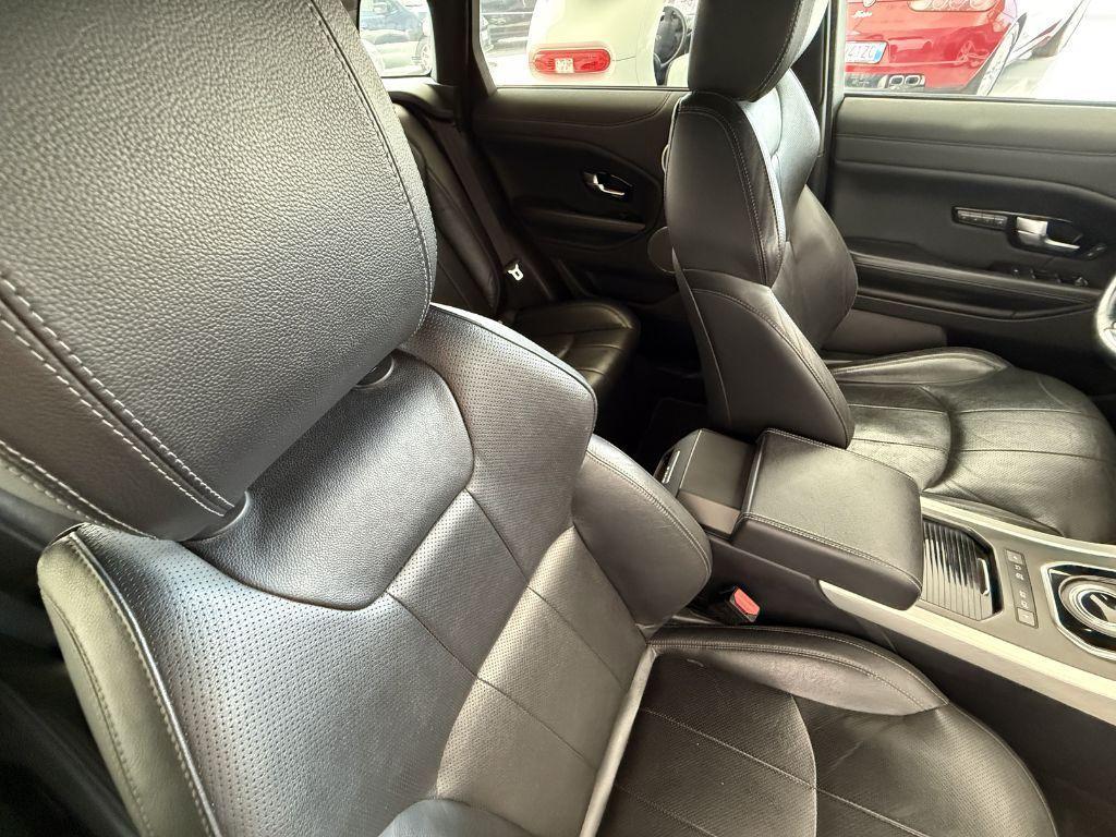 LAND ROVER - Range Rover Evoque - 2.0 TD4 180cv 5p. HSE Dynamic