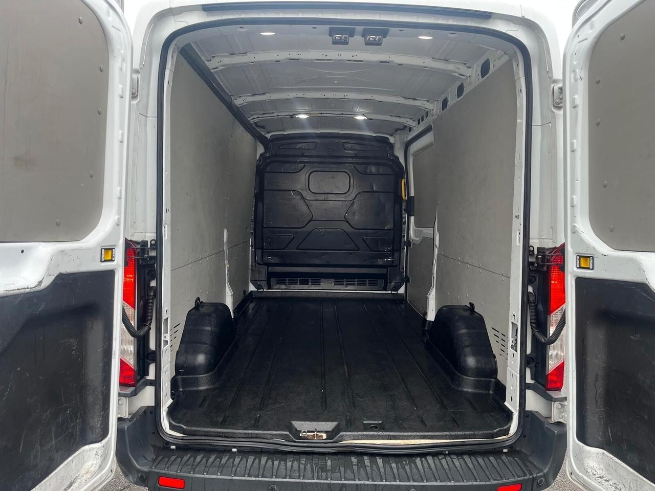 Ford Transit 350 2.0TDCi **+IVA**