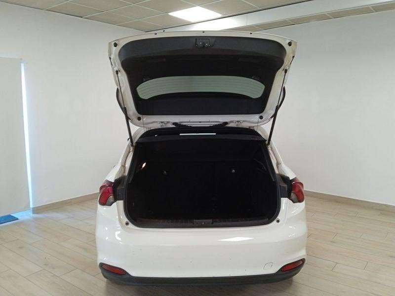 FIAT Tipo (2015-->) 1.4 5 porte Street