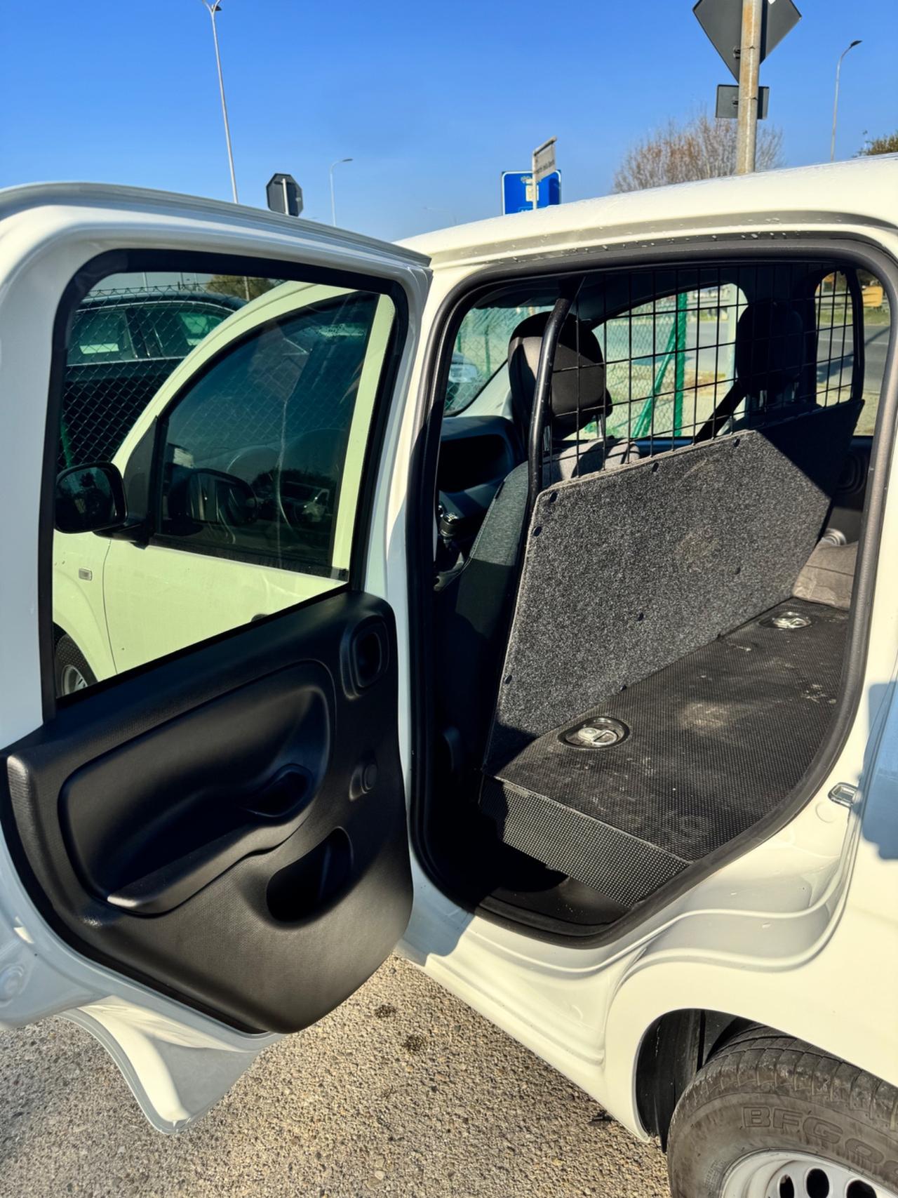 Fiat Panda 1.0 GSE S&S Hybrid Pop Van 2 posti