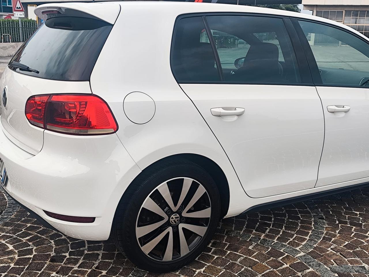 Volkswagen Golf 2.0 TDI 170CV DPF DSG 5p. GTD