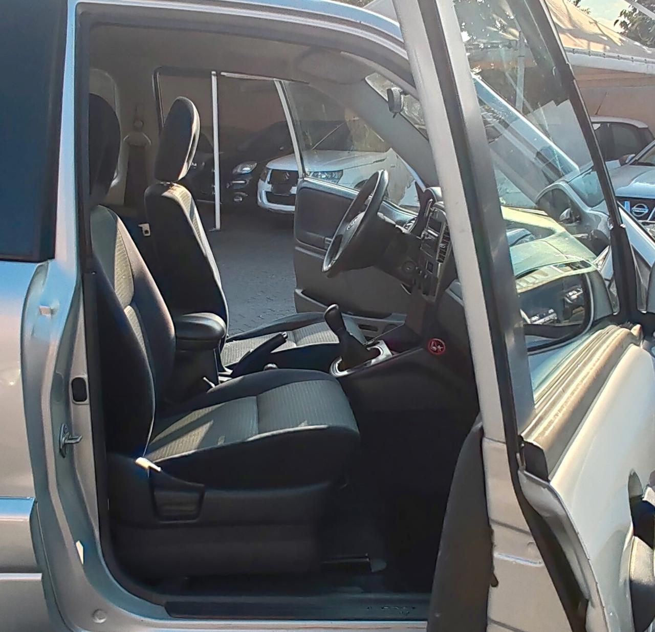 Suzuki Grand Vitara 1.6i 16V cat 3 porte