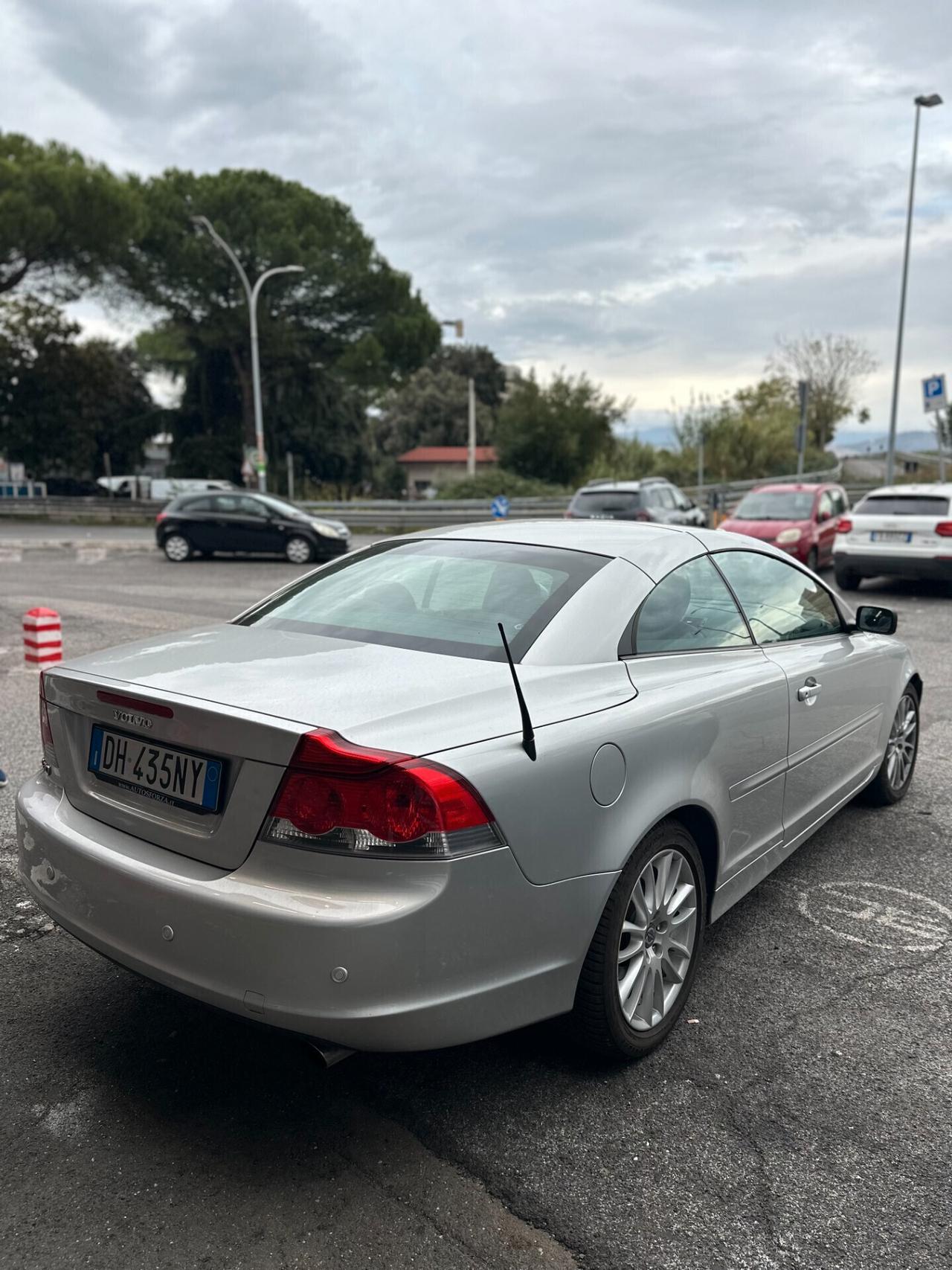 Volvo C70 2.4 D5 20V aut. Summum