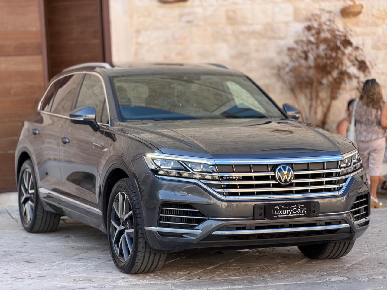 VOLKSWAGEN TOUAREG 3.0 V6 EHYBRID 340 CV PLUG-IN HYBRID