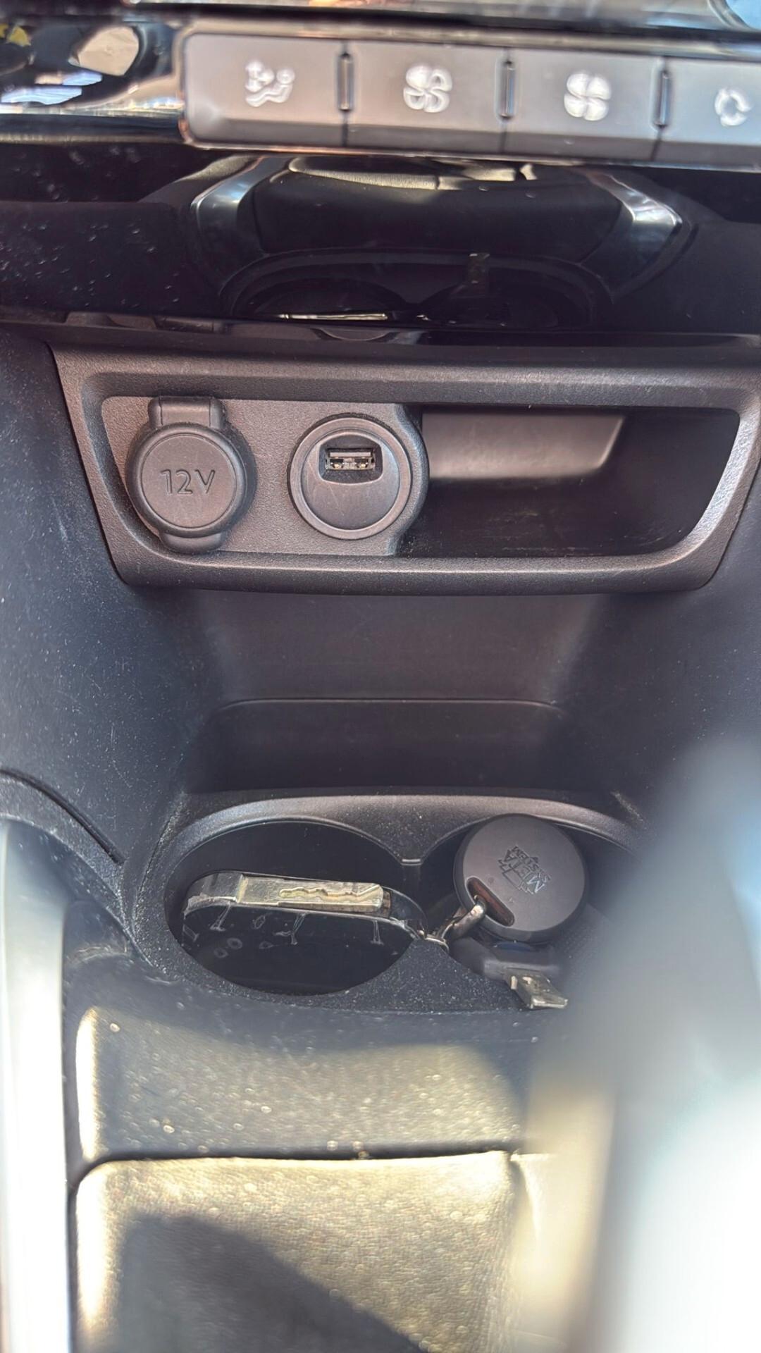 Peugeot 208 PureTech 82 5 porte Allure