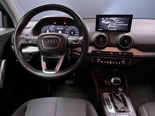 AUDI Q2 35 TFSI S tronic Business