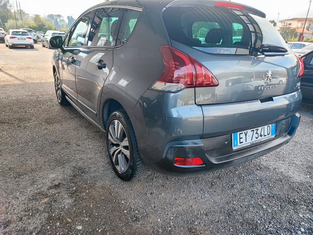 Peugeot 3008 1.6 HDi 115CV Business