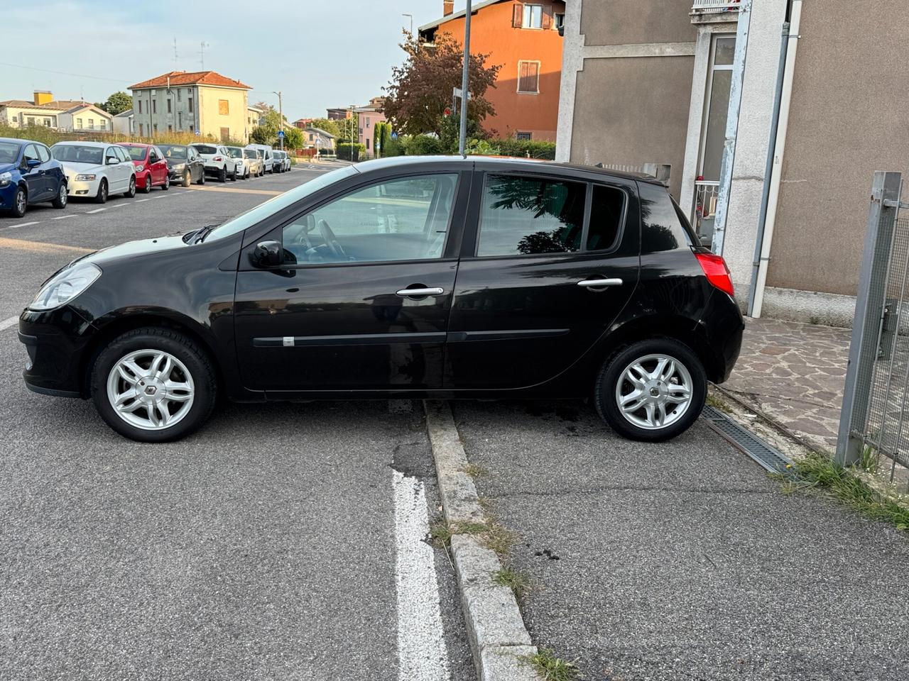 Renault Clio 1.2 16V 5 porte Luxe