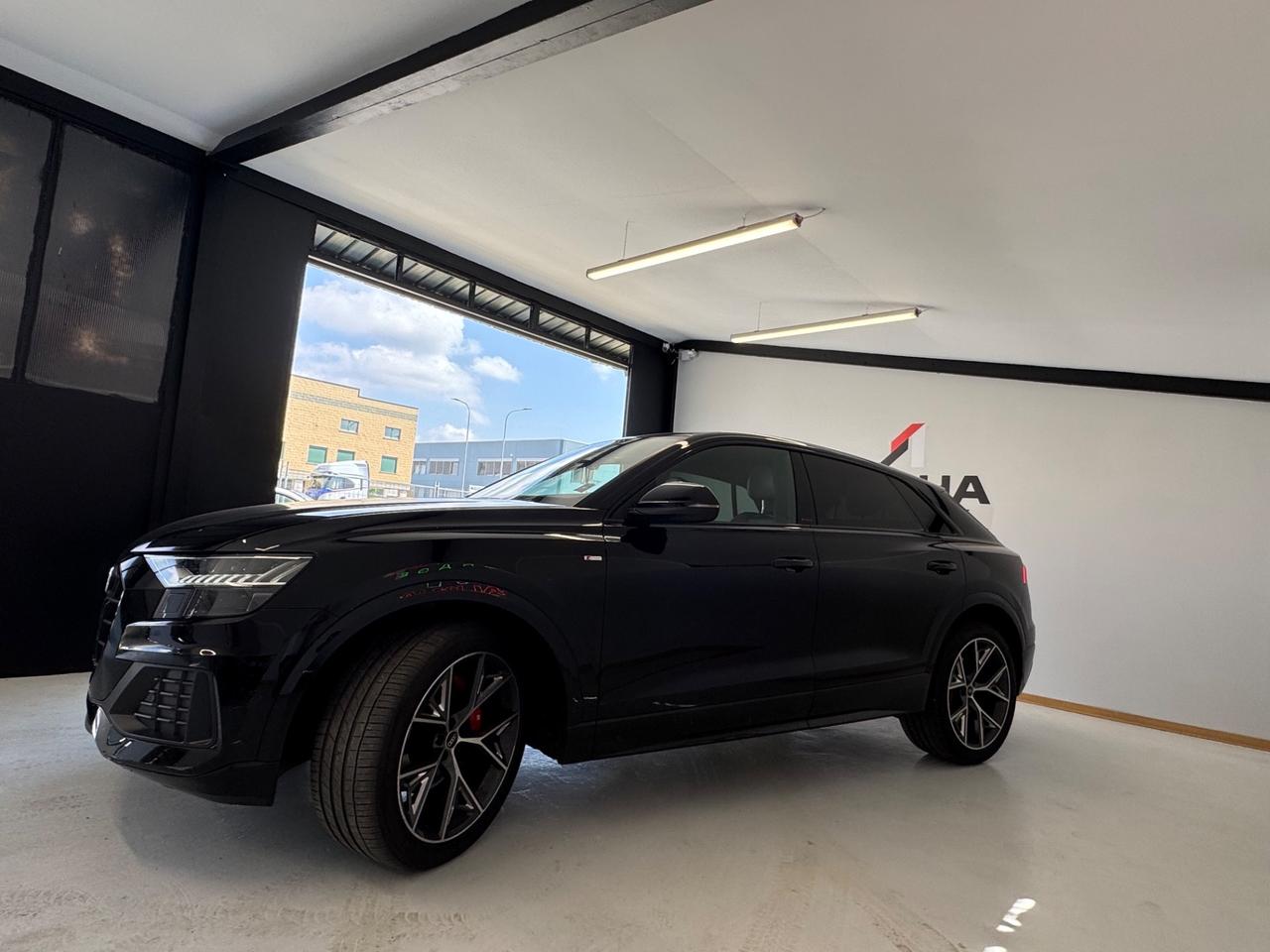Audi Q8 50 TDI 286 CV quattro tiptronic Sport