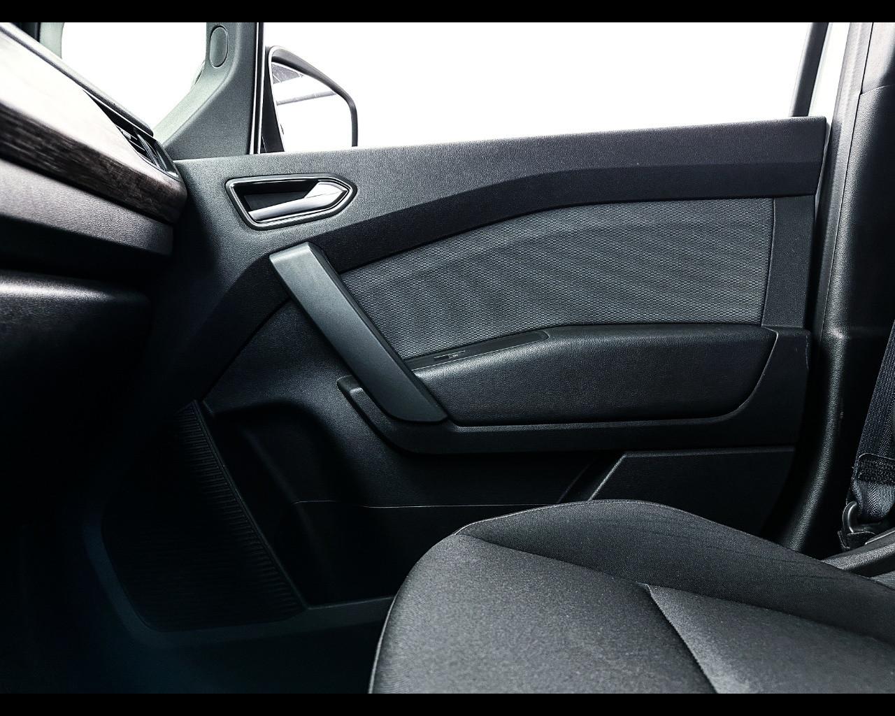 RENAULT Kangoo 4ª serie - Kangoo 1.5 Blue dCi 95 CV Authentic