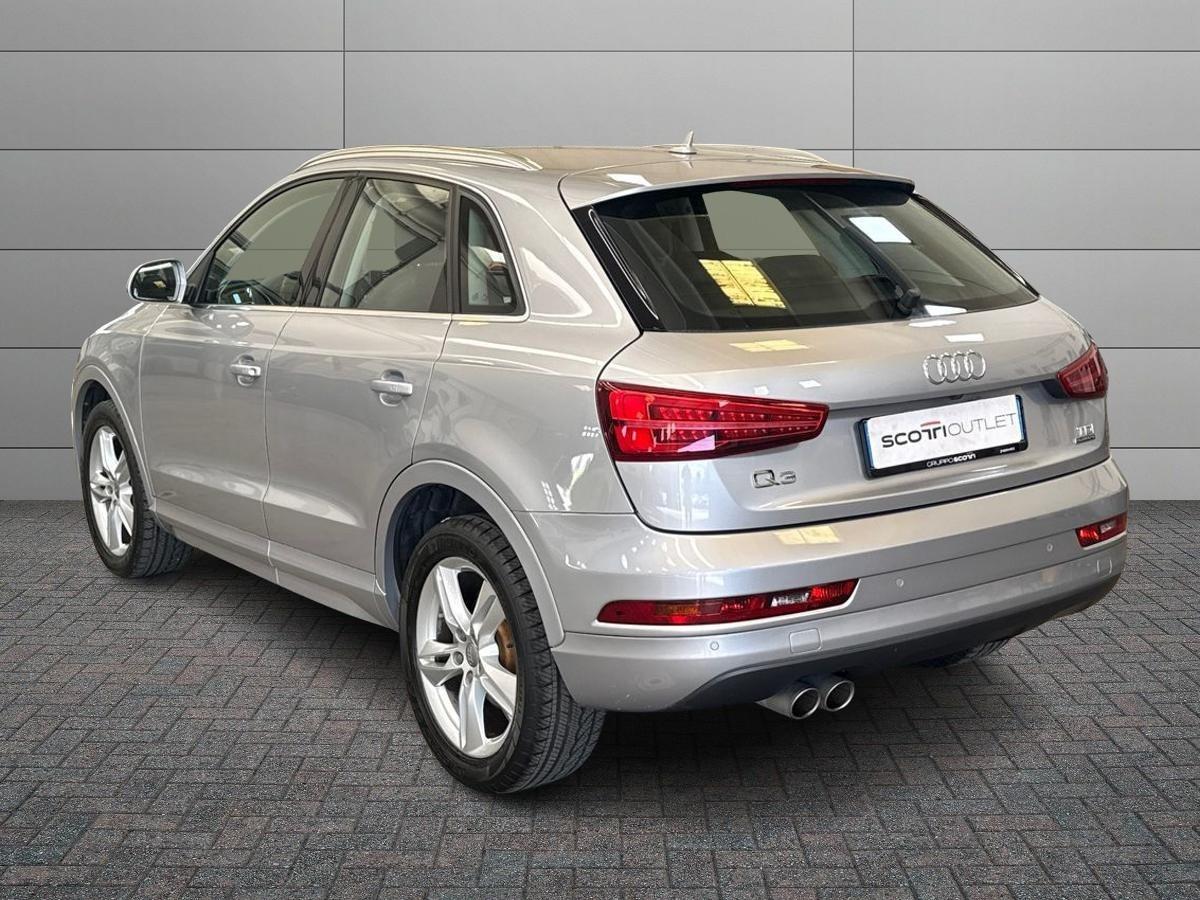 AUDI Q3 I - Q3 2.0 tdi Sport quattro 150cv s-tronic
