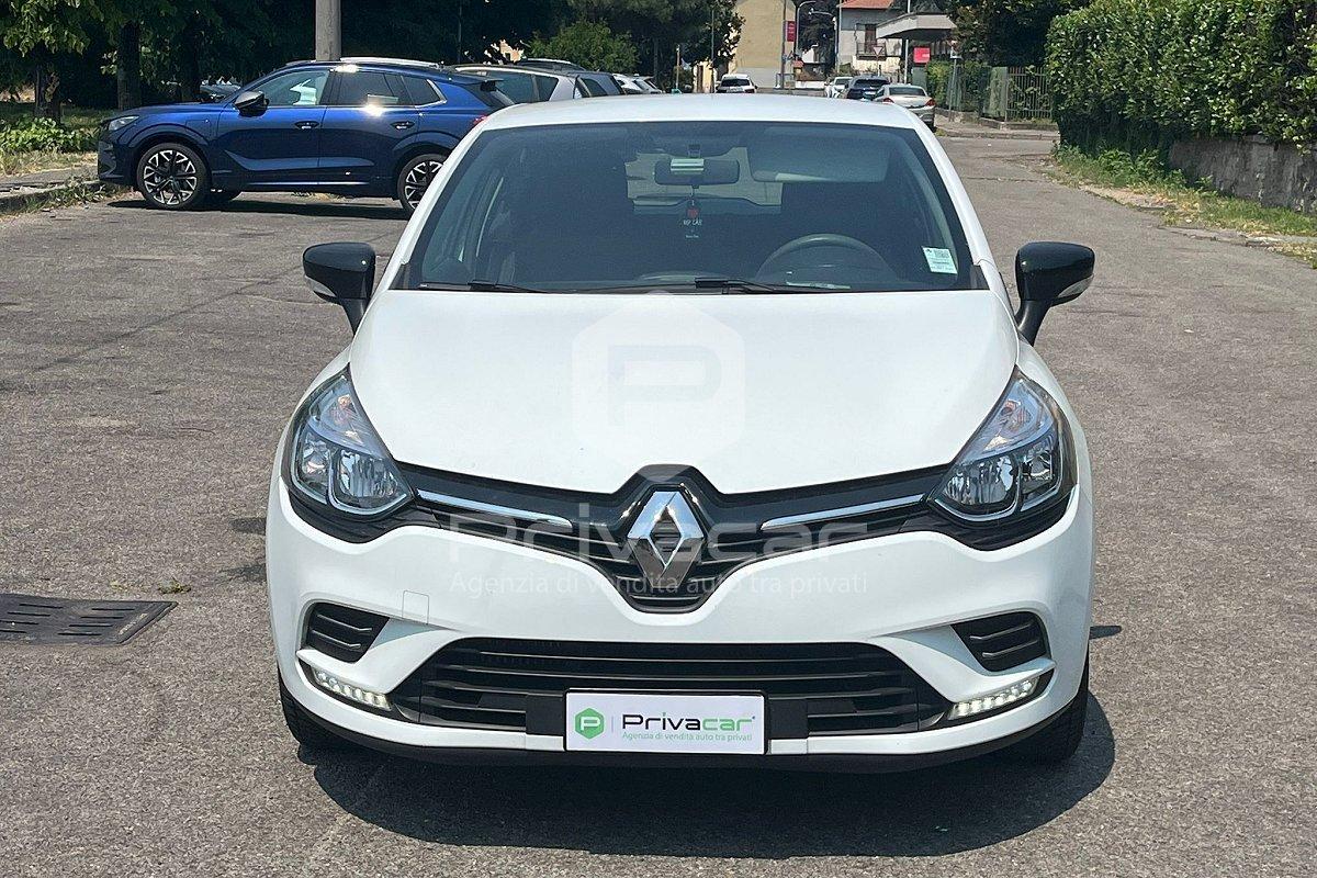 RENAULT Clio Sporter TCe 12V 75 CV Moschino Zen