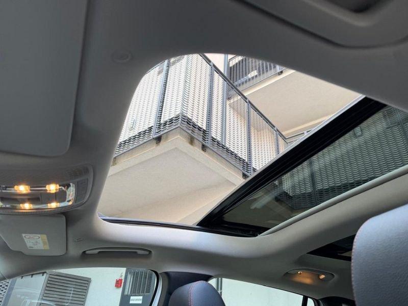 Mercedes-Benz GLA 180 Automatic AMG Line Premium