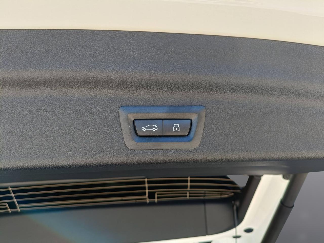 BMW X1 U11 - iX1 edrive 20 X-Line