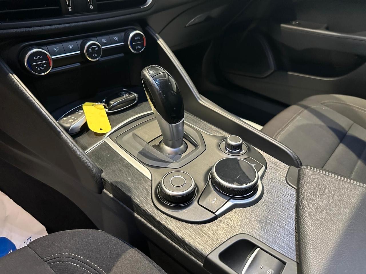 Alfa Romeo Giulia 2.2 Turbodiesel 160 CV AT8 Super