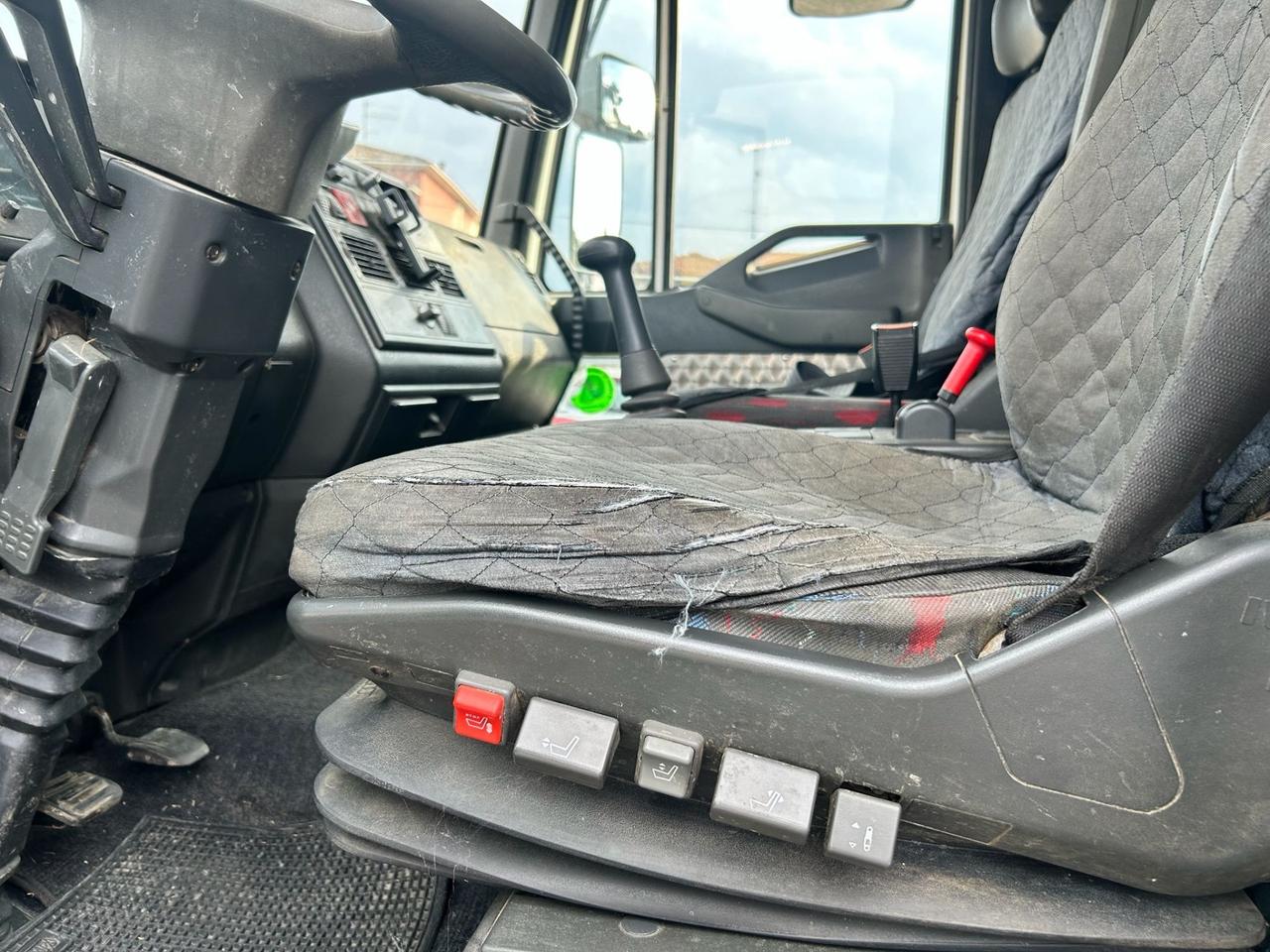 IVECO EUROCARGO 8018 CISTERNA LATTE 50Q
