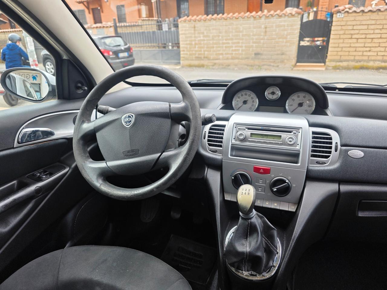 Lancia Ypsilon 1.2 Argento