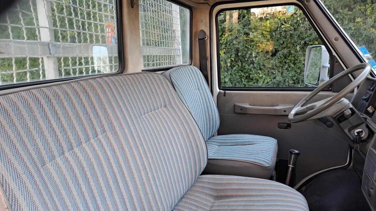 Iveco daily 35-8 RIBALTABILE tri laterale POCHI KM