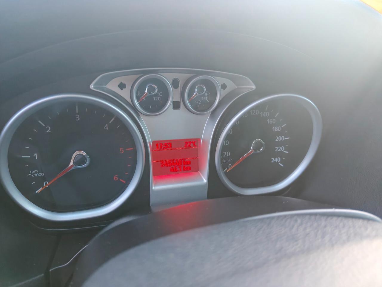Ford Focus 1.6 TDCi (90CV) 5p. Titanium