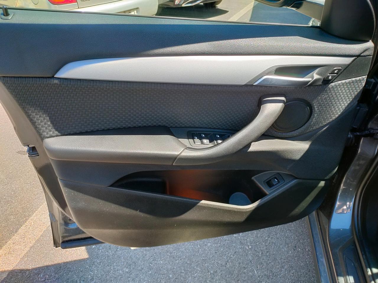 Bmw X2 sDrive18d Business-X