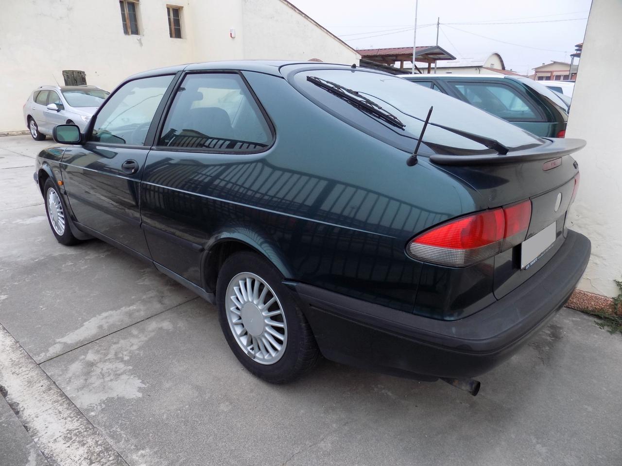 Saab 900 2.0i 16V SE Coupé 3P