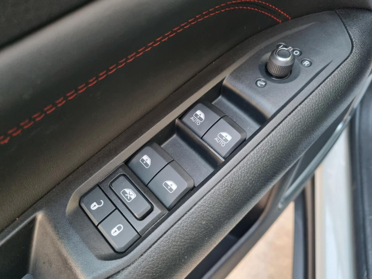 Jeep Compass 1.3 Turbo T4 180CV PHEV AT6 4xe Trailhawk