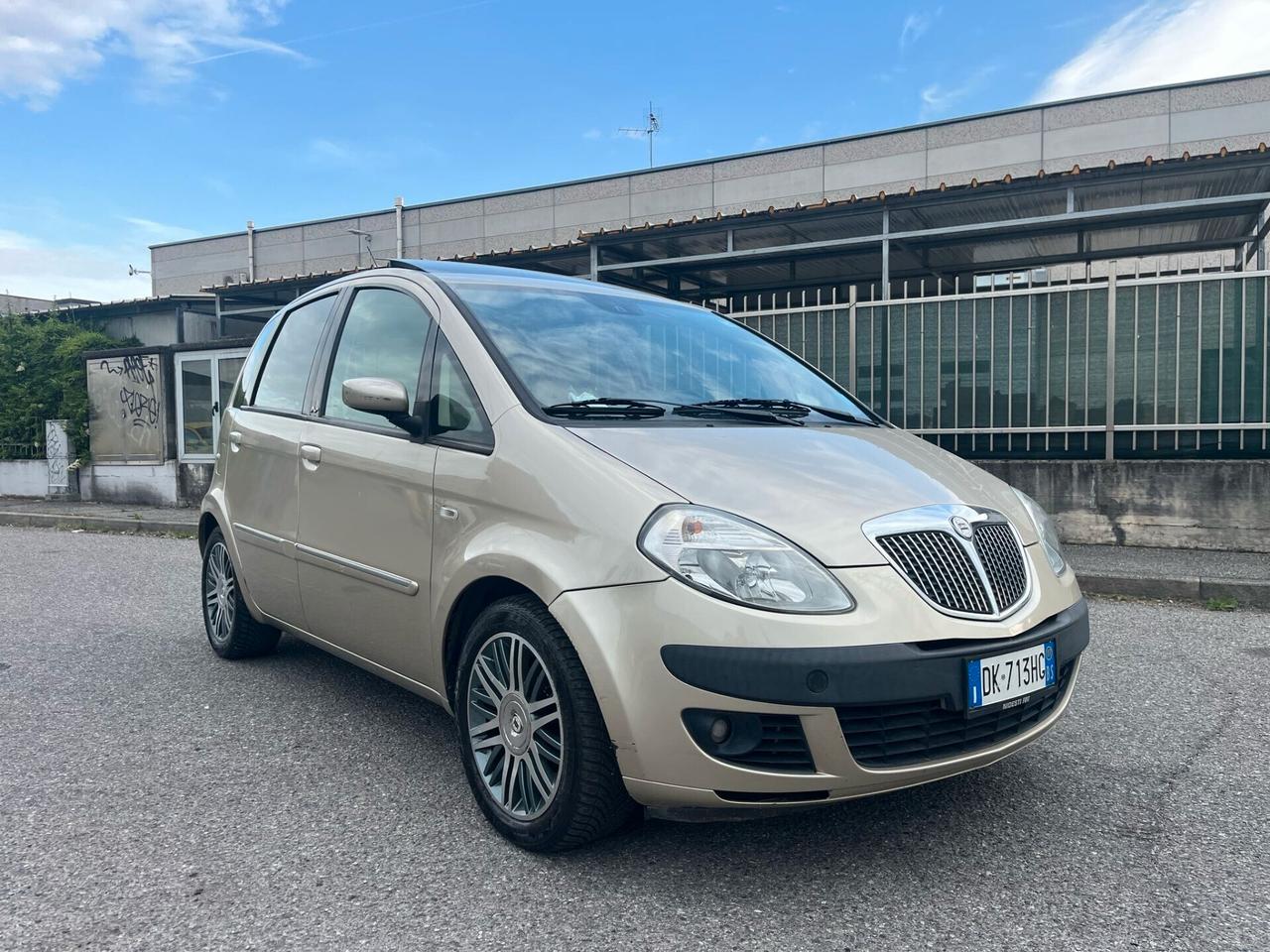 Lancia MUSA 1.4 16V Platino Plus