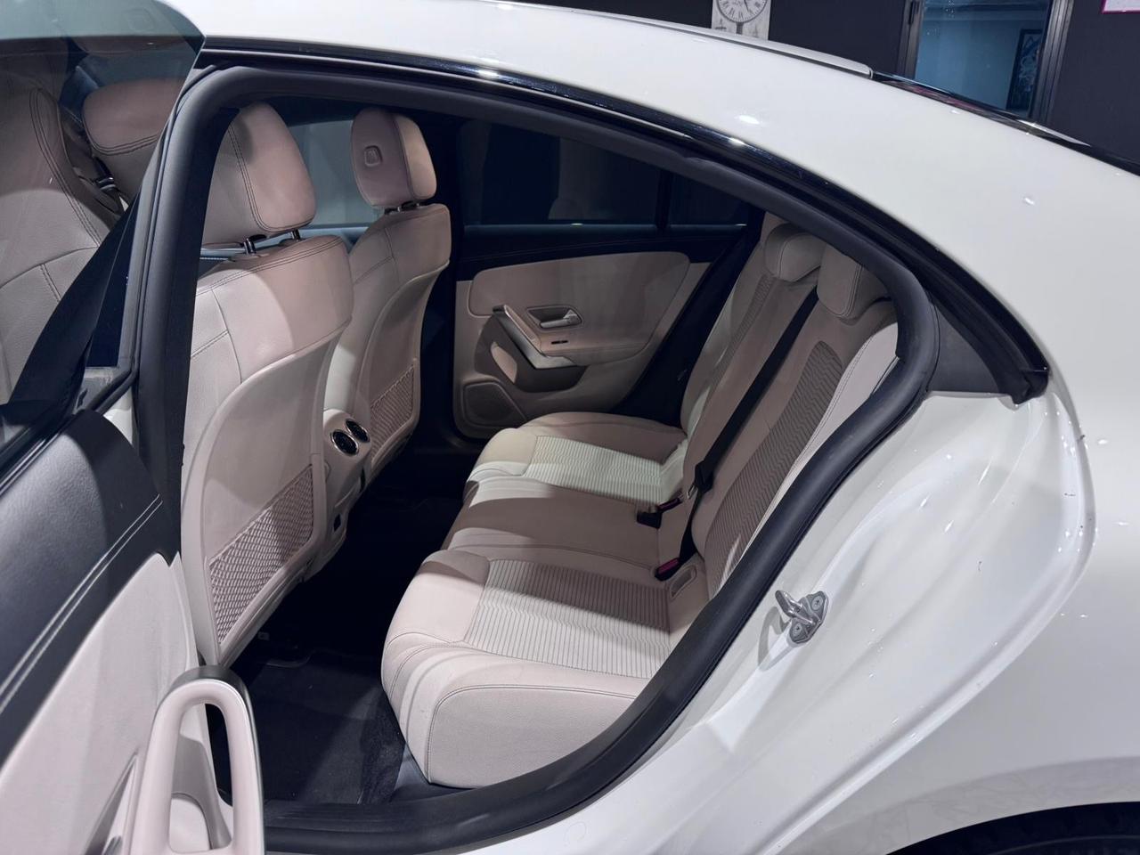 Mercedes-benz CLA 180 d Automatic Executive