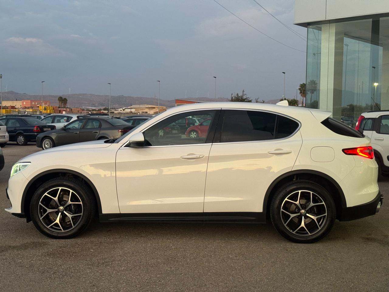 Alfa Romeo Stelvio 2.2 Turbodiesel 210 CV AT8 Q4 Super