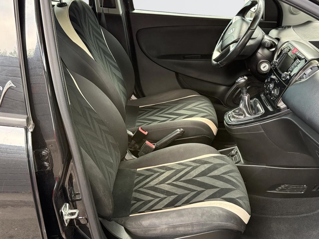 Lancia YPSILON 1.3 MTJ 95 CV NEOPATENTATI*