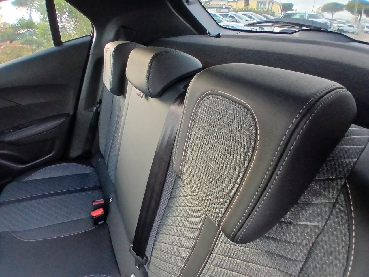 Peugeot 2008 Hybrid 145 e-DCS6 Allure