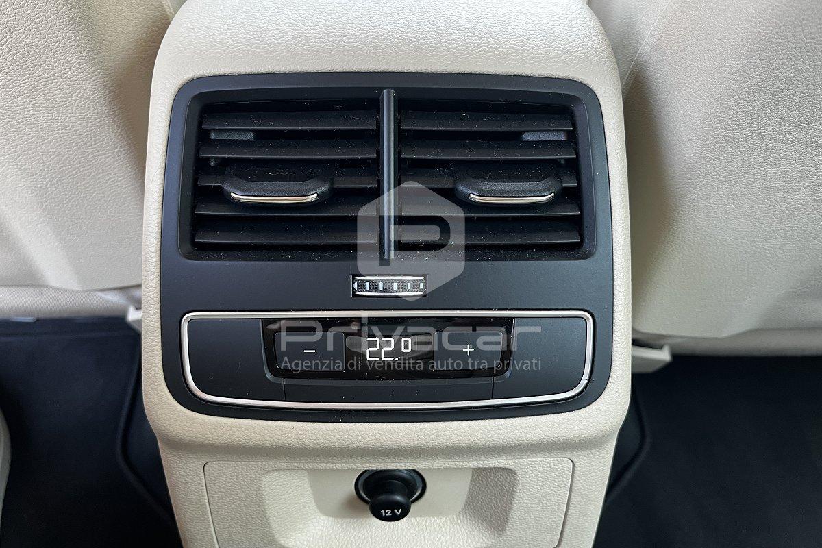 AUDI A4 allroad 40 TDI 204 CV S tronic Identity Contrast
