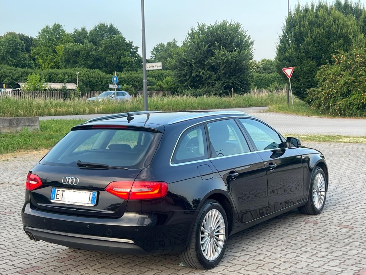 Audi A4 S-Line 2.0 TDI 120 Cv