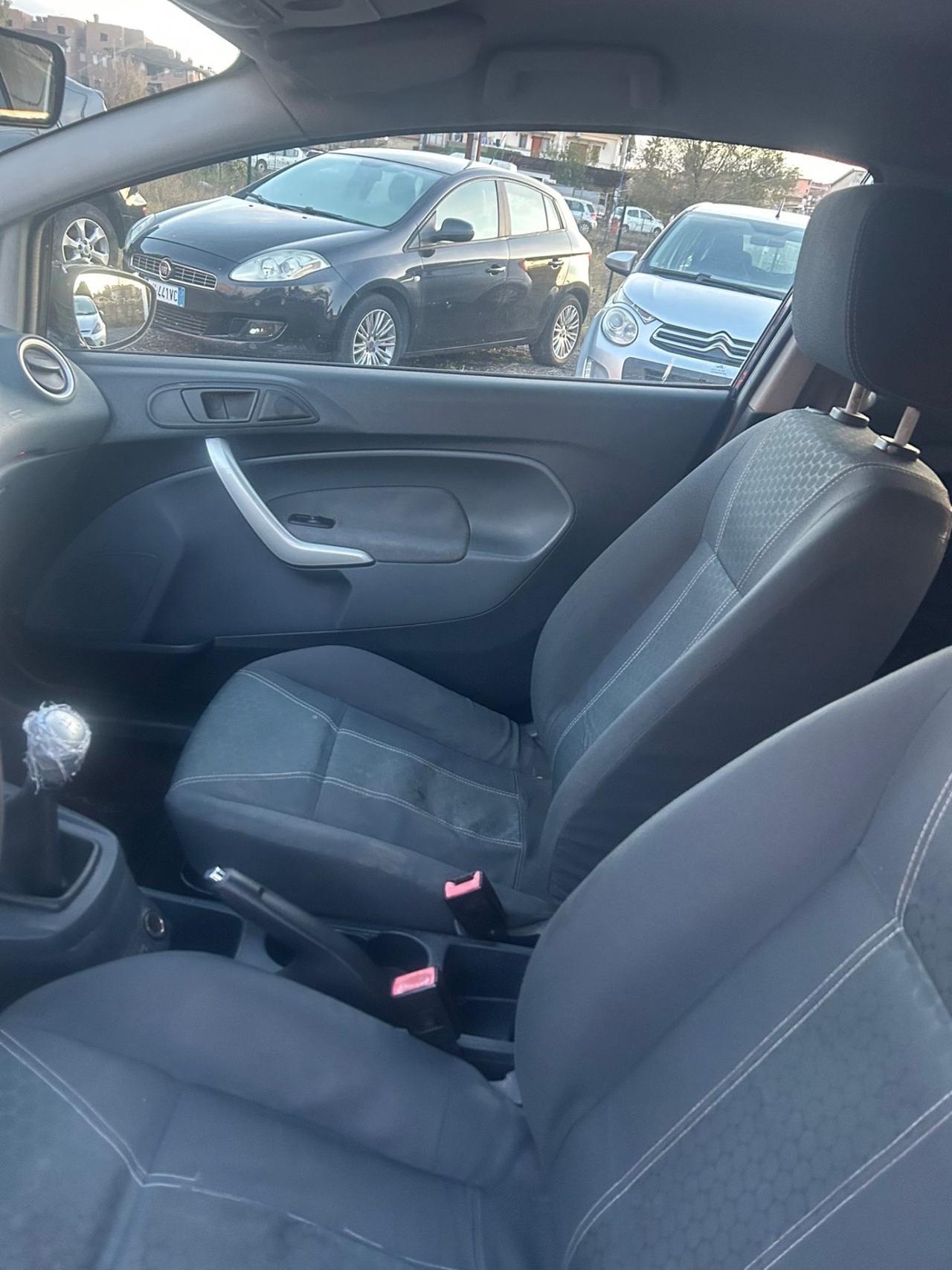 Ford Fiesta 1.2 82CV 3 porte Titanium