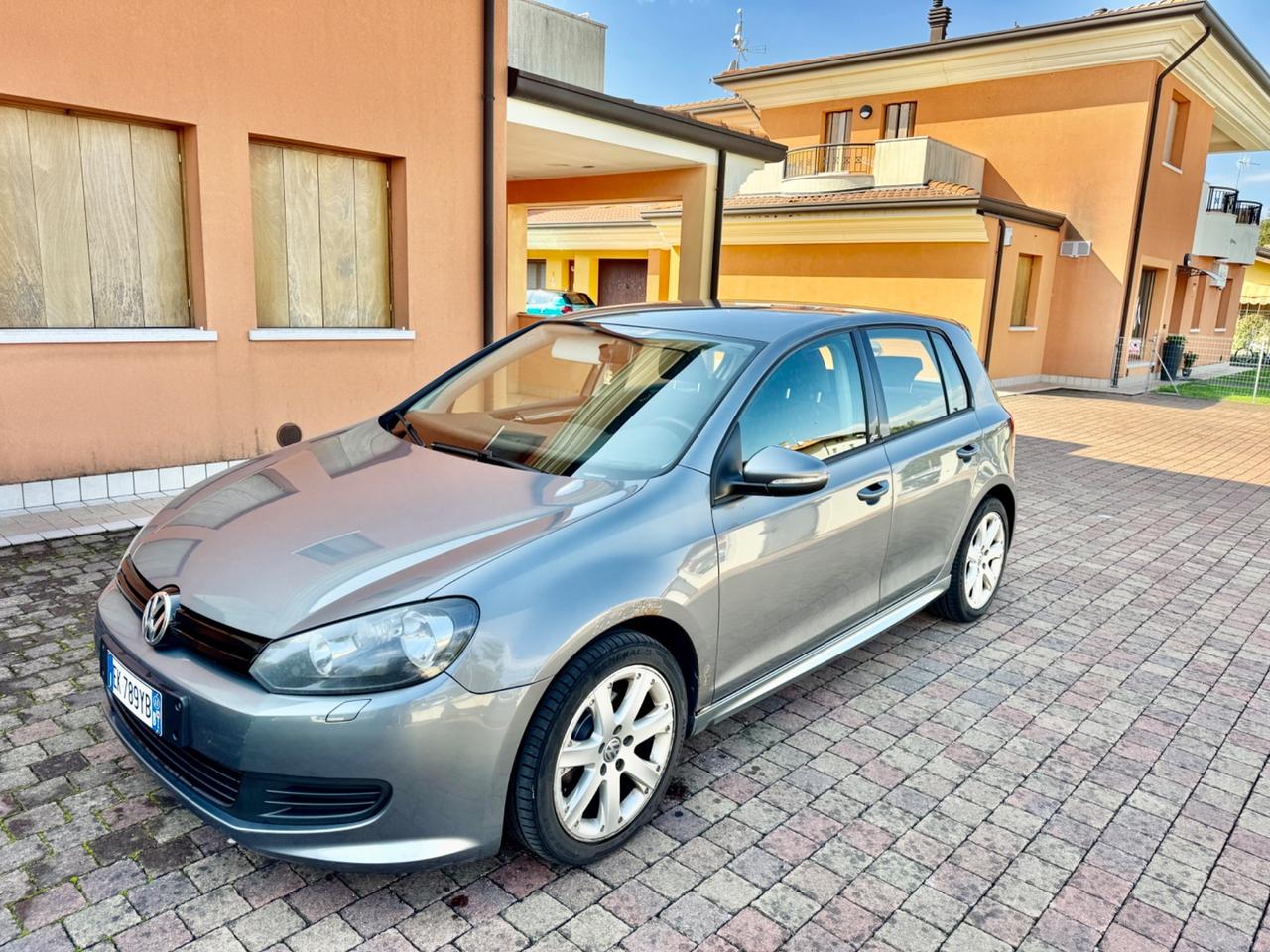 Volkswagen Golf 1.6 TDI DPF 5p. Comfortline