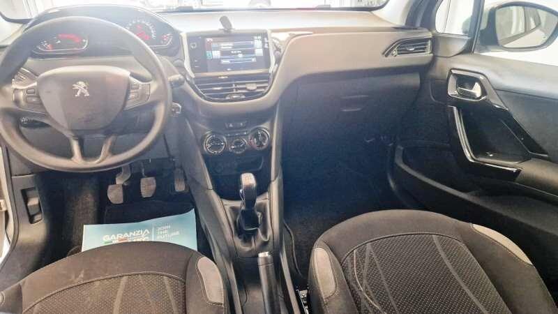 Peugeot 208 1.4 HDi 68 CV Business