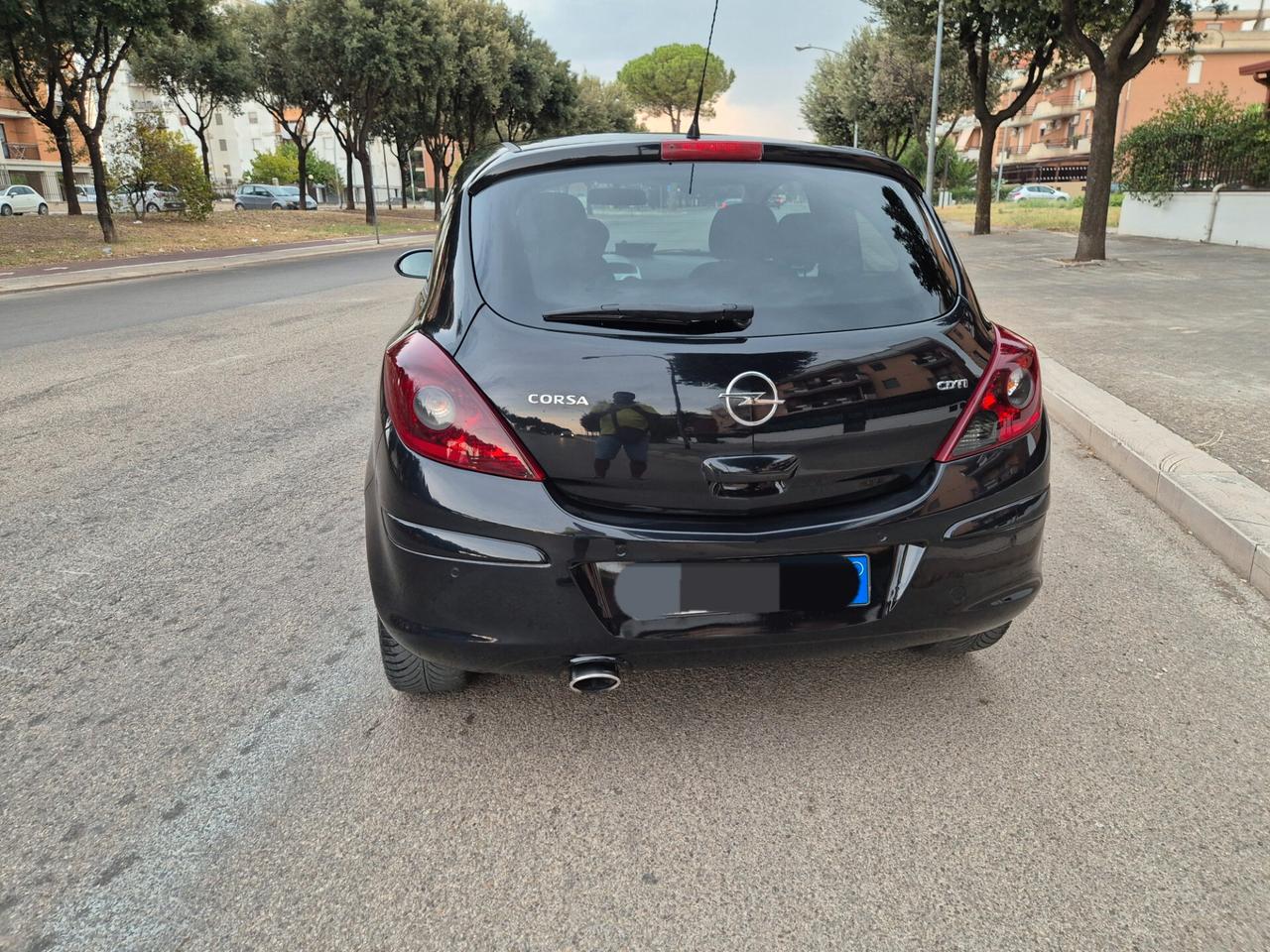 Opel corsa 1.3 multijet 95cv edition anno 2011