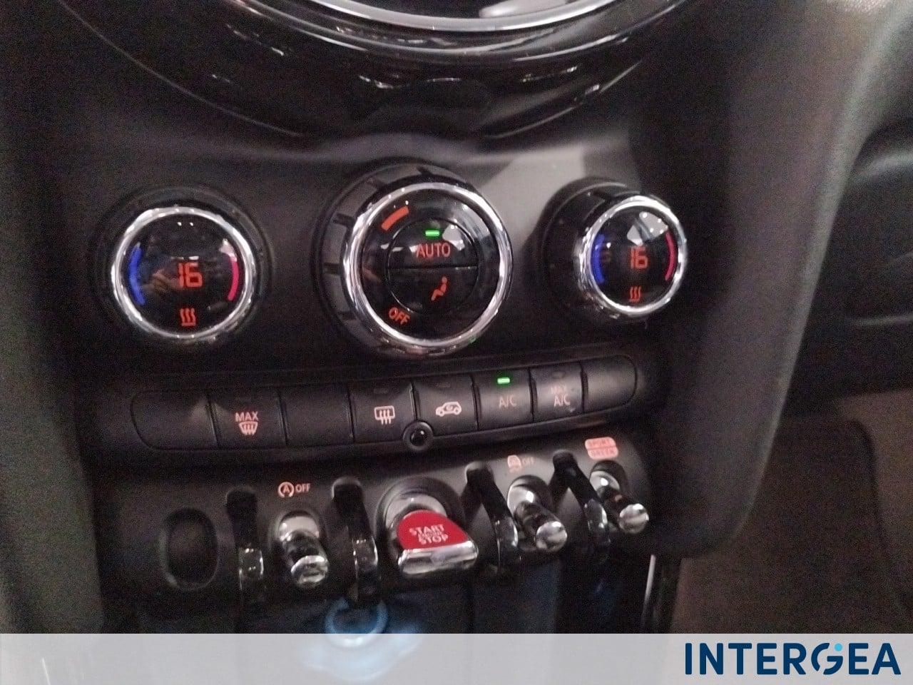 MINI Mini 5p 1.5 Cooper Camden auto