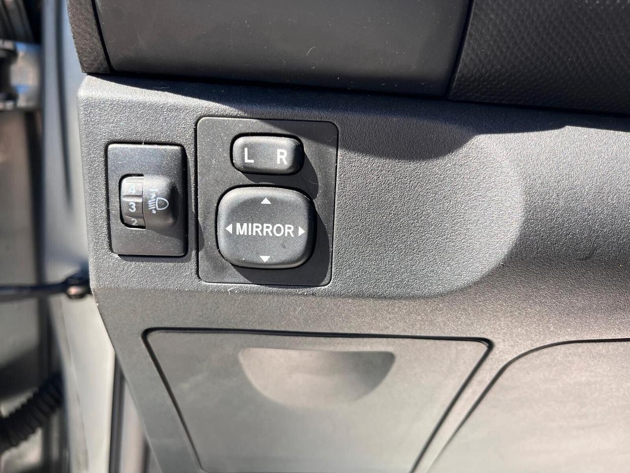 Toyota Yaris 1.0 12 MESI DI GARANZIA PARI AL NUOVO
