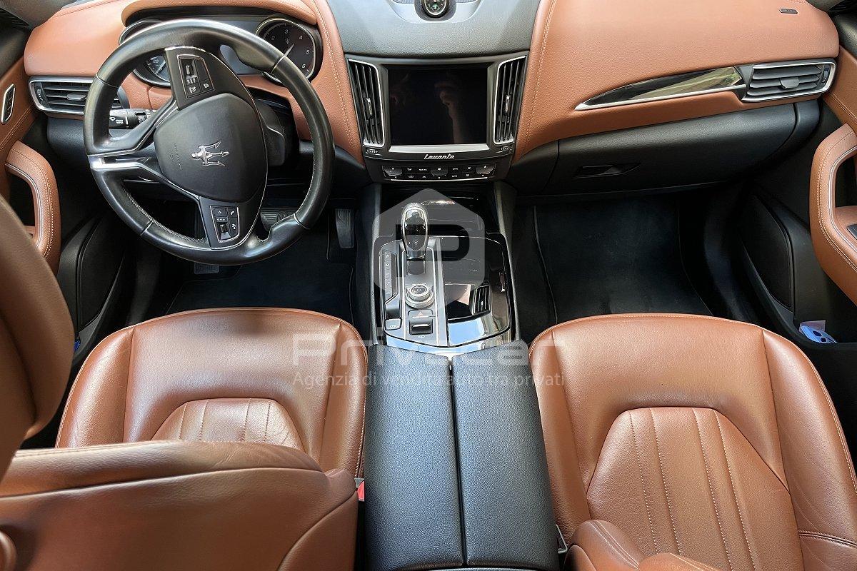 MASERATI Levante V6 Diesel 275 CV AWD