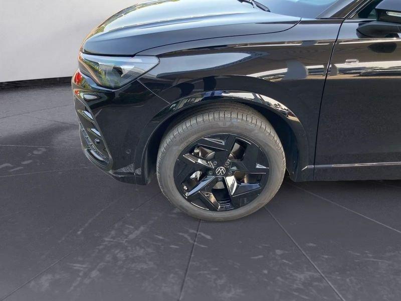 Volkswagen Tiguan 2.0 TDI 142KW SCR R-Line DSG 4MOTION DCC HEAD-UP CAMERA