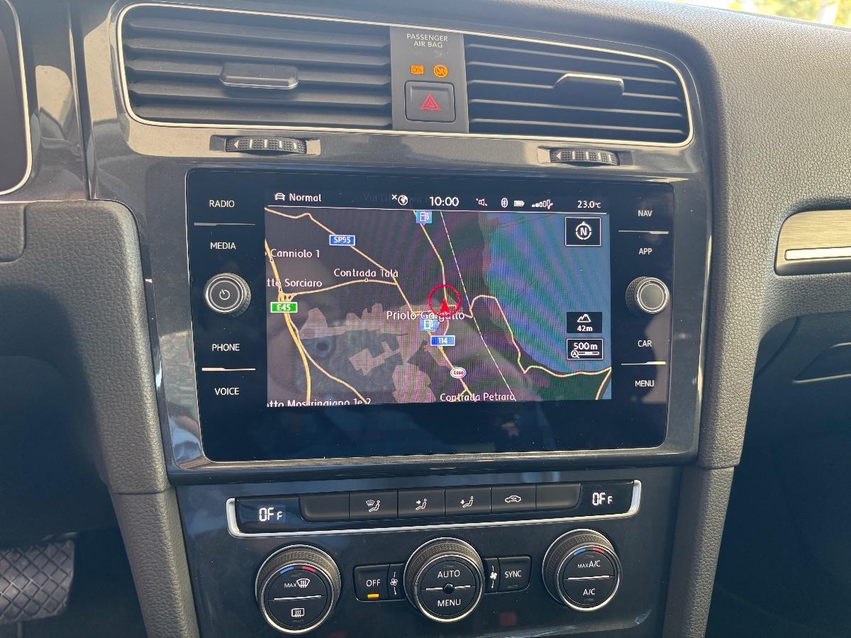 VOLKSWAGEN - e-Golf - 136 CV