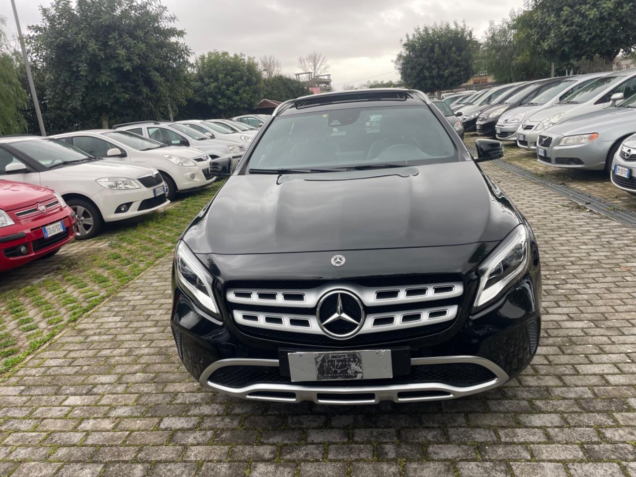 Mercedes-benz GLA 220 d Automatic 4Matic Sport Tetto apribile